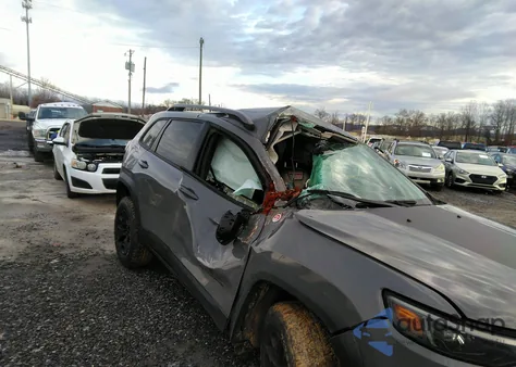 2019 Jeep Cherokee Trailhawk 4X4 из США, поврежденный, VIN 1C4PJMBX1KD397906